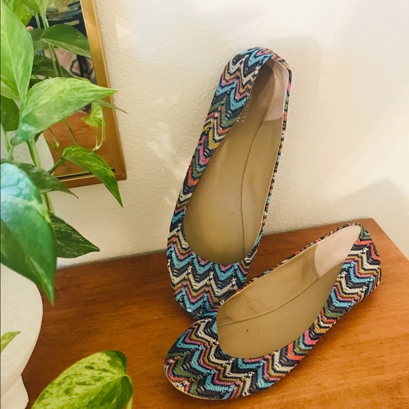 Kenneth Cole Flats - Picture 1 of 3